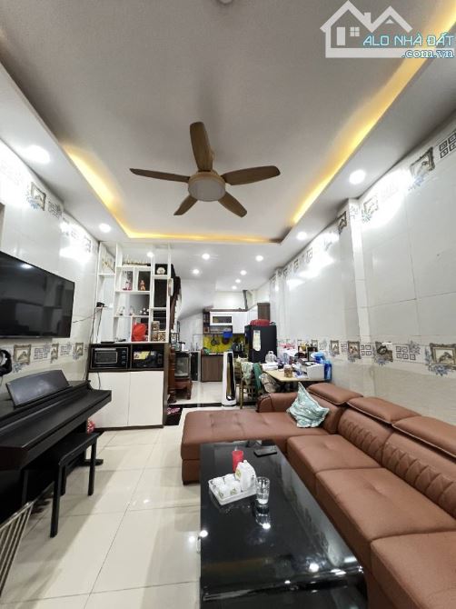 NHÀ PHỐ KHƯƠNG HẠ-BA BƯỚC RA Ô TÔ TRÁNH-FULL MỘI THẤT--36M2-5 TẦNG-10,45 TỶ - 1
