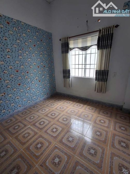 ALO !!! Cần bán gấp nhà c4 ở Trần Văn Mười Hóc Môn 4x14 ( 57m2 ) 680 TRIỆU Sổ hồng riêng - 1