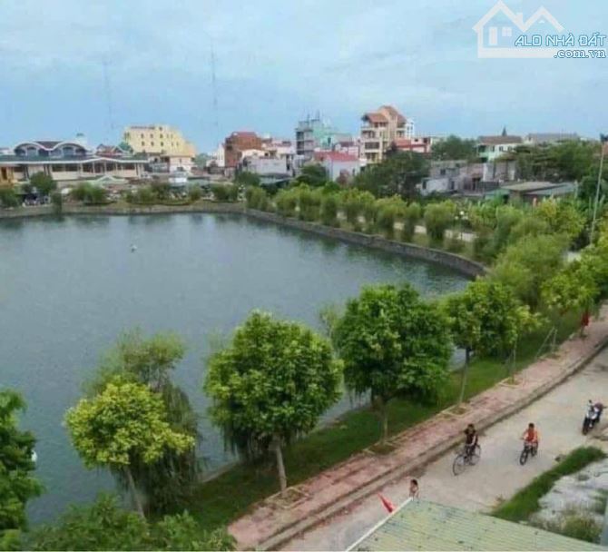 Lô đất mặt tiền View hồ Nam Lý, TP Đồng Hới - 1