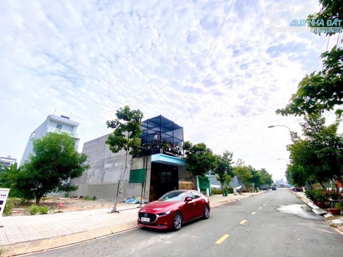 TĐC SÂN BAY LONG THÀNH, NGAY DT769, DT 80M2 ĐỐI DIỆN KHU CÔNG NGHIỆP, GIÁ NGỘP 1 TỶ 6 - 1