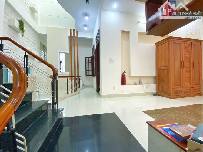 Siêu phẩm 3 Tầng DT đất 106m Đinh tiên hoàng Hải Châu Chỉ  4tyx nhỏ xinh - 1