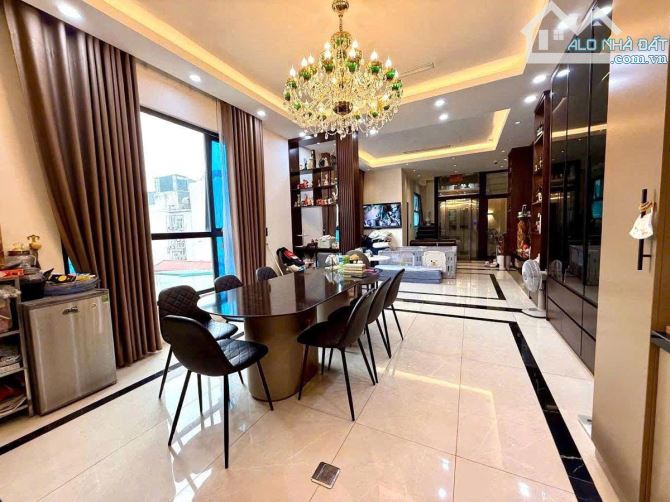ĐẮC ĐỊA phố Phạm Tuấn Tài Ô tô tránh, kinh doanh sầm uất, trung tâm Cầu Giấy 75m², MT 5.9m - 1