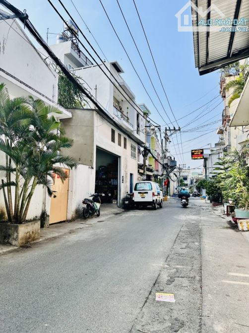 HÀNG HIẾM TÂN PHÚ – DT:( 8 X25M) TIỆN XÂY MỚI – CHỈ 19.49 TỶ TL. - 1