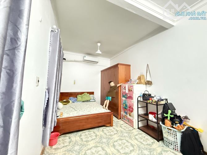 Bán gấp nhà Hòa Bình- Thổ quan, 3 thoáng, gần phố, 4 tầng đẹp, giá rẻ 4.5 tỉ - 1