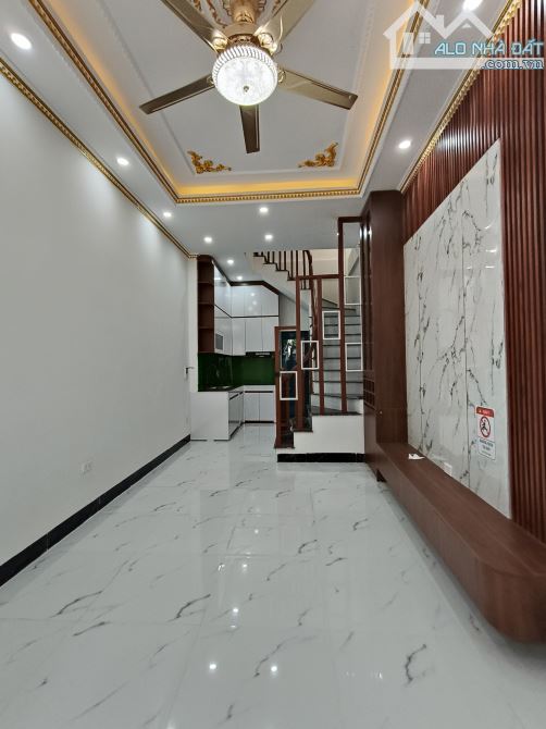 Bán nhà Dương Nội 35m 5 tầng đẹp ô tô đỗ gần chỉ 4.85 tỷ - 1
