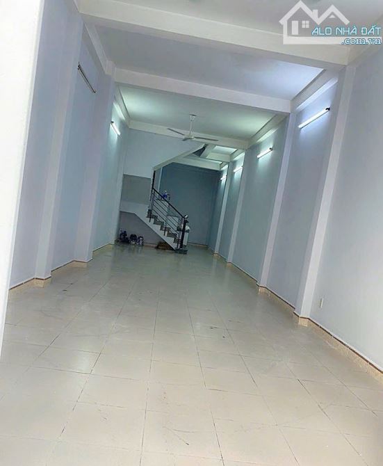 Q8 HXH P1 DƯƠNG BÁ TRẠC 4x19 3 TẦNG KO QUY HOẠCH KO NGẬP CÁCH MẶT TIỀN 30M - 1