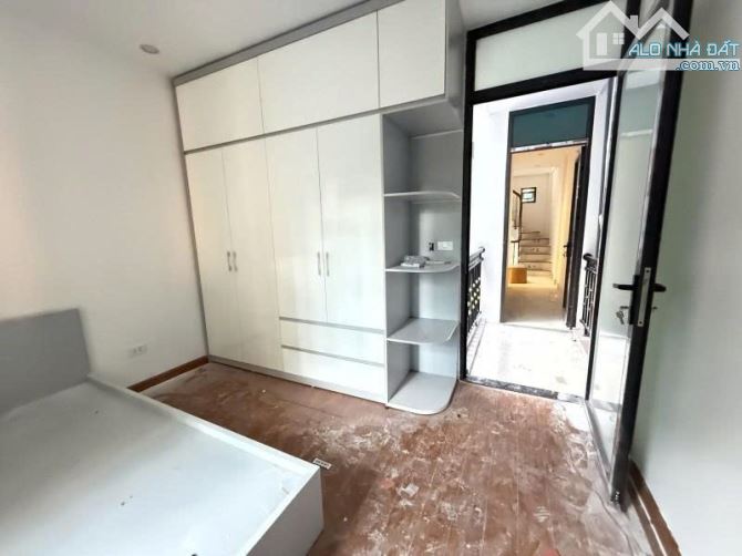 Bán nhà mới sơn sửa ở Hoàng Sâm, 34m2 x 4 tầng, sạch đẹp chỉ việc về ở - 1