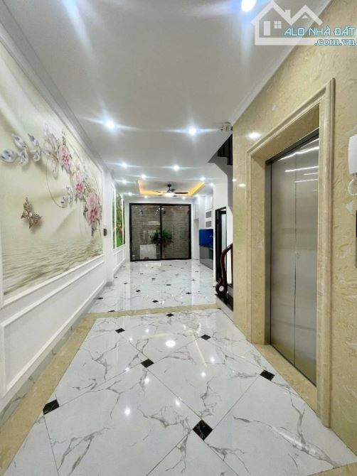 Khu phân lô cán bộ- đối diện cây xăng 74 Ngọc Hồi- thang máy- gara oto - 1