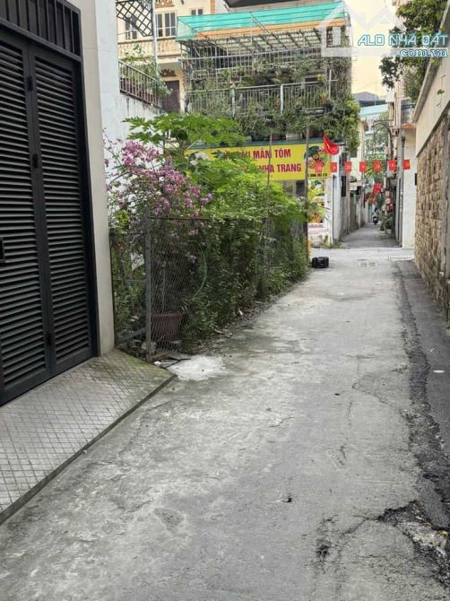 Bán đất phố Phú Xá, diện tích 60m2, giá 12.6 tỷ - 1