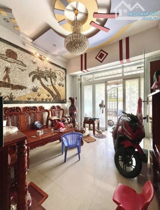 CHỦ ĐỊNH CƯ NƯỚC NGOÀI BÁN LẠI NHÀ TRẦN BÌNH TRỌNG,Q5-GIÁ:4,32TỶ/63m2(4,2x15m).SỔ SẴN. - 1