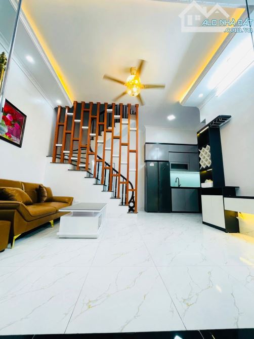 Thứ 2 mát trời vừa bán vừa tặng căn nhà tại Di Trạch giá yêu thương bậc nhất khu vực - 1