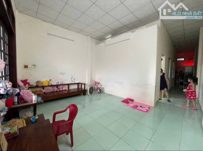 Nhà cấp 4  mặt tiền Xuân Hòa, P. Kim Long - Bán 2,1 tỷ - 1