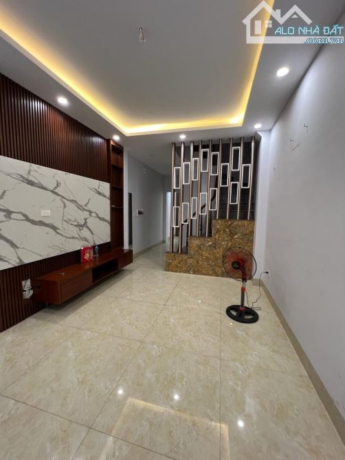 BÁN CCMN VÕ CHÍ CÔNG TÂY HỒ 55m MT3.5m 7 TẦNG 10 PHÒNG KHÉP KÍN THANG MÁY THOÁNG TRƯỚC SAU - 1