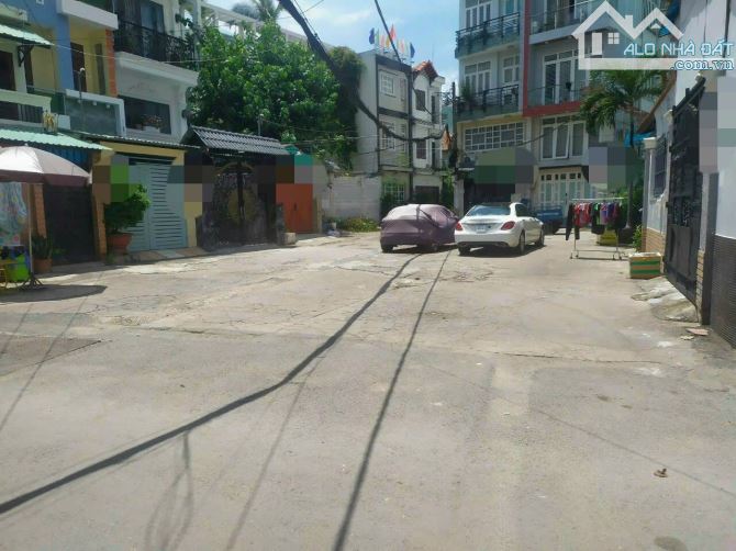 HẠ GIÁ BÁN GẤP NHÀ MỚI NỘI THẤT ĐẦY ĐỦ 6PN HXH TỚI NHÀ - 1