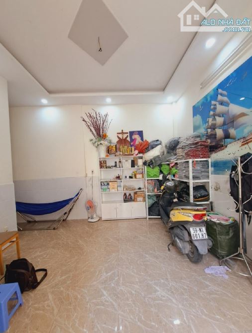 Bán nhà sát Quốc lộ 1A, 2 tầng-ngay CV Phần mềm QUANG TRUNG. Ngang đỉnh 6m_ 65m2 💰 2ty750 - 1