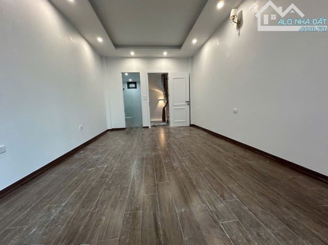🏤NHÀ ĐẸP KIM CHUNG - DÂN XÂY ĐƠN LẬP - 20M RA Ô TÔ TRÁNH - HÀNG XÓM KĐT HINODE ROYAL PARK - 1