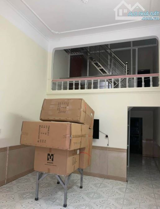 Bán nhà 1.5 tầng mặt đường Lê Ngọc Hân - Bãi Vượt - 1