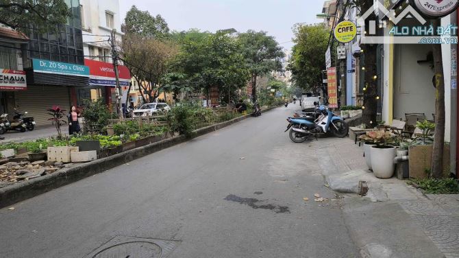 Bán nhà Đặng Thuỳ Trâm, DT 62m – MT 5m – 4 tầng có 2 giếng trời – 2 mặt thoáng, 34,5 tỷ. - 1