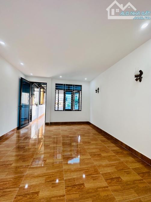 Chủ Bán Nhà Cầu Giấy, 35m2-7.3ty (100% thật k ảo ) - 1