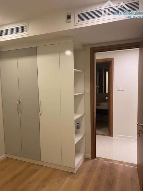 Cho thuê CHCC Rivera Park 2PN 70m2 nội thất căn bản 16 triệu/tháng - Thành Thái, Q10 - 1