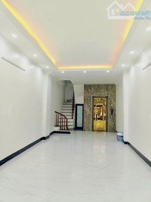 MẶT PHỐ LĨNH NAM, 52M, 5T, MT 3,8M, Ô TÔ TRÁNH KINH DOANH SẦM UẤT THANG MÁY CHỈ 19 TỶ. - 1