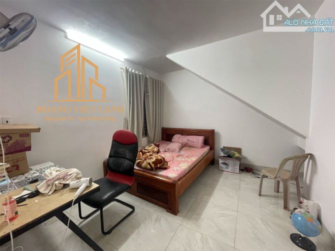 NHÀ MẶT TIỀN ĐƯỜNG TRẦN PHÚ ĐOẠN CUỐI ĐƯỜNG - DT:5X25m - GIÁ:5,5 TỶ - 1