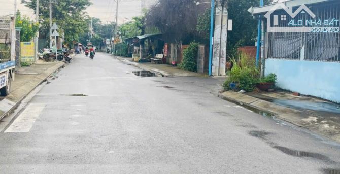 SIÊU HIẾM 2 MẶT TIỀN - 183 m2 - GIÁ RẺ HƠN TRONG HẺM - NGUYỄN THỊ SÁNG 12m - HÓC MÔN - 1