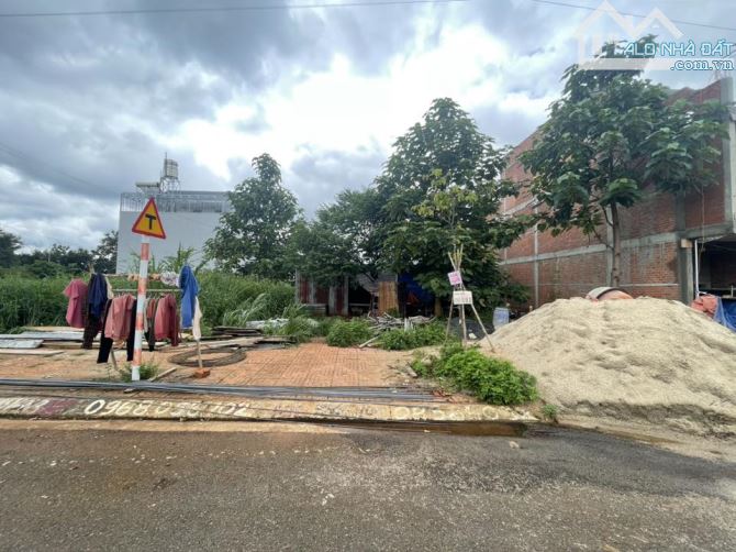 02 LÔ LIỀN KỀ KHU ĐẤU GIÁ TDP8 - KHU 3,2HA. - DT:5x22m - GIÁ:5,25 TỶ/ LÔ - 1
