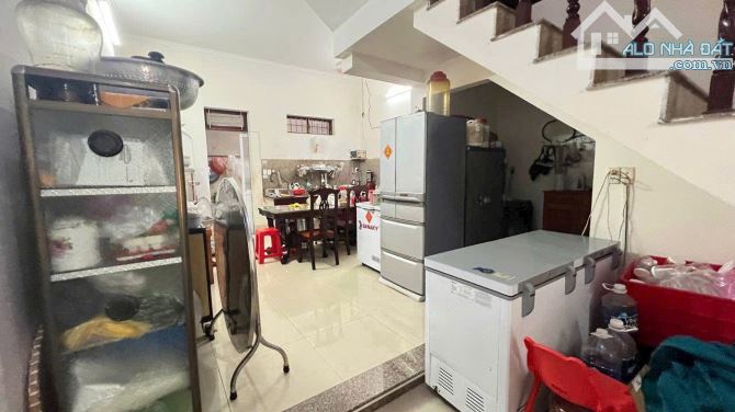 Bán Nhà 1 Trệt 2 Lầu Mặt Tiền Đường 
Nội bộ khu Đại An, Phường 9, TPVT

Diện tích : - 1