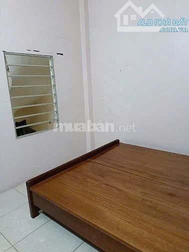 Cho thuê nhà 3 tầng,3 ngủ, đủ nội thất, hộ gia đình ở lâu dài tại Ngũ Hiệp, Thanh Trì,HN