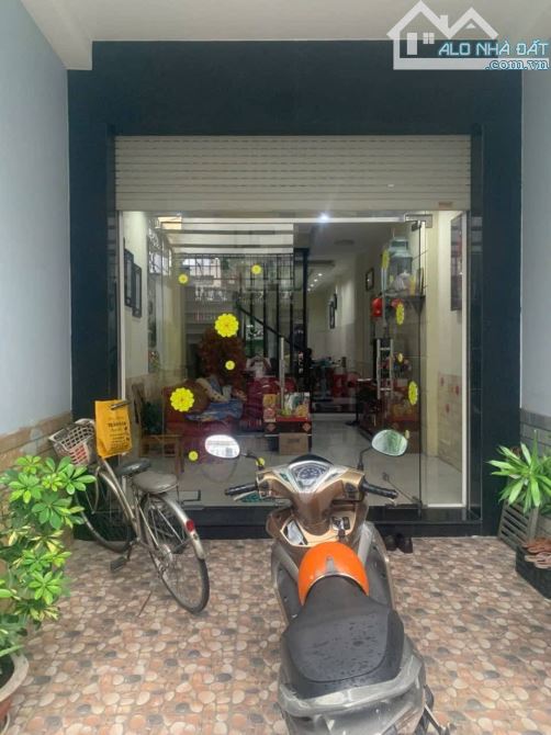 BÁN NHÀ TRƯỜNG CHINH Q12 - 4 TẦNG 83M2 ( 4M X 21M) - 9.95 TỶ. - 1