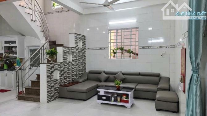 BÁN GẤP NHÀ NGAY TRỊNH ĐÌNH THẢO , 60M2 , 6,8 x 9 , 2 TẦNG . GIÁ NHỈNH 6TỶ - 1