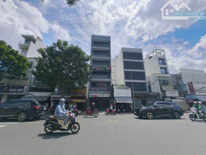 HOT- MẶT TIỀN THÀNH THÁI - 7M X 30M, NỞ HẬU 11M- HẦM 6 TẦNG, THANG MÁY- PHƯỜNG 12, QUẬN 10 - 1
