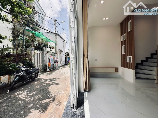 NHÀ LẦU HOÀN CÔNG HẺM 2 CHỢ BÌNH THUỶ TPCT 2TY050 2 TY290 - 1