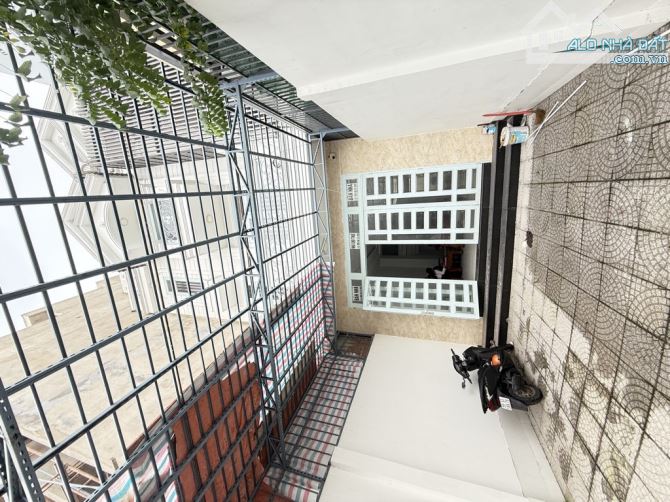 Nhà 4 Tầng đường HÀ HUY GIÁP phường THẠNH LỘC Q12 DT 175.2(5,7x38) hẻm 5m 💲 10, 5 tỷ - 1