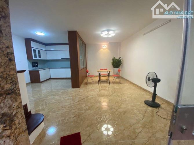 LÔ GÓC SIÊU ĐẸP 40m MT 6.5m 5 TẦNG HIỆN ĐẠI TRẦN CUNG, NGHĨA ĐÔ GẦN PHỐ NGÕ BA GÁC 9.5 TỶ - 1