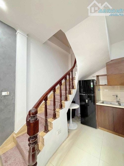 Nhà nhỏ, hạnh phúc lớn cho gia đình trẻ 30m2 Sư Vạn Hạnh Quận 10, hẻm 7m, 4T.  Nhỉnh 6 tỷ - 1