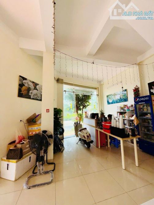 MẶT PHỐ LÔ GÓC LA KHÊ, HÀ ĐÔNG 50m MT 11m 6 TẦNG VIEW VƯỜN HOA VỈA HÈ RỘNG 10 TỶ - 1