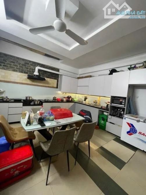 NHÀ ĐẸP 6 TẦNG PHỐ TRUNG KÍNH , NGÕ RỘNG ,GARA Ô TÔ , 74M2 , MẶT TIỀN 4.5M. - 1