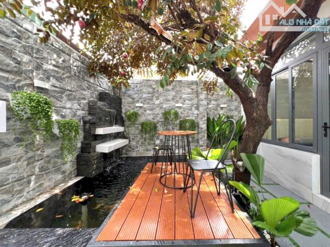 🏖️ NHÀ PHỐ 💥 RESORT MINI GIỮA LÒNG PHỐ THỊ 🏖️ DTSD 170m2, GIÁ 6.8 TỶ ✅️  📍 Vị trí: Hẻm - 13