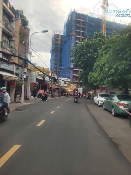 🌈 NHÀ 3LẦU MỚI CÓ THANG MÁY , HXH ĐƯỜNG NGUYÊN HỒNG , P1 , QUẬN - GV - 14