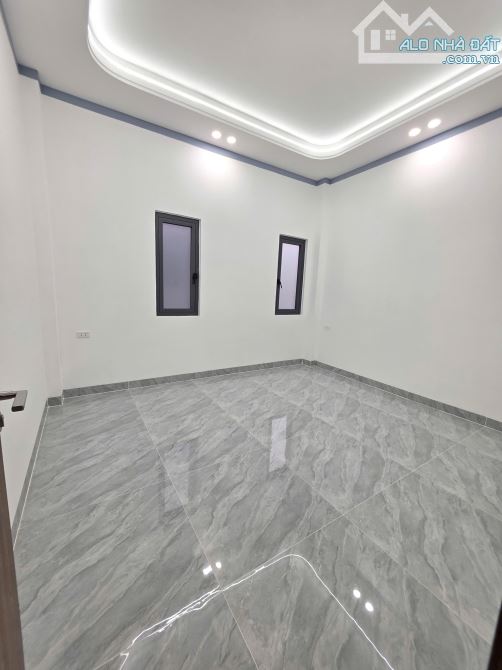 4,85Tỷ TL🔥Bán nhà đẹp Hoàn Công 3 tấm sân thượng, KDC Phú Hồng p.Bình Chuẩn, Tp.Thuận An - 16