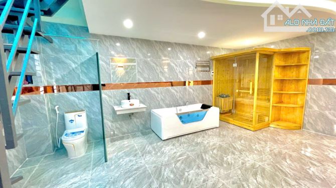 BÁN NHÀ 5 TẦNG MỚI XÂY FULL NỘI THẤT- F. TRUNG MỸ TÂY GẦN CVPM QUANG TRUNG CHỈ 7,95 TỶ - 16