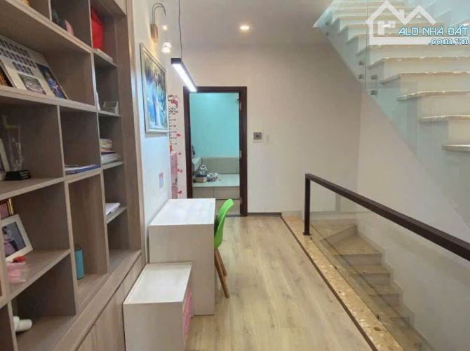 Bán gấp nhà mặt tiền HÀN MẶC TỬ, 3 tầng, 74m2, trung tâm TP, giá đầu tư ! - 2