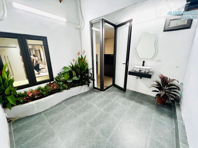 HIẾM!!! Tập thể, 100m, 3ngủ 2wc khép kín, Lô góc 2thoáng, Nhà mới đẹp full nội thất ở ngay - 2