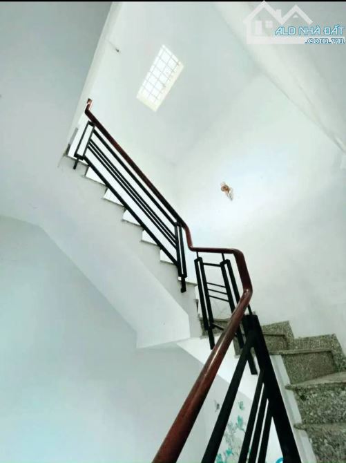 BÁN NHÀ AN LẠC,SÁT TÊN LỬA,KHU LÝ CHIÊU HOÀNG,GIÁP Q6,3 TẦNG 94M2(4*24)HẺM XE TẢI TRÁNG - 2