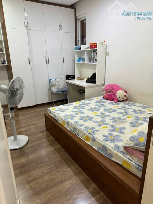 Bán chung cư Riverside Garden 349 Vũ Tông Phan, Thanh Xuân 63m, 2pn, 2wc, căn góc, 5.8tỷ - 2