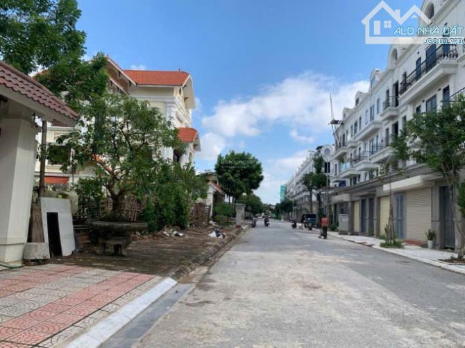 Bán Biệt Thự 255m tại khu đô thị 31ha Trâu Quỳ, Gia Lâm. Giá rất hợp lý - 2