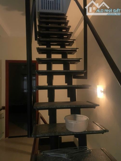 Gấp bán nhà Thủ Đức, gần Mt Kha Vạn Cân, giá 7.6 tỷ, 3 tầng, dt 84m2. - 2