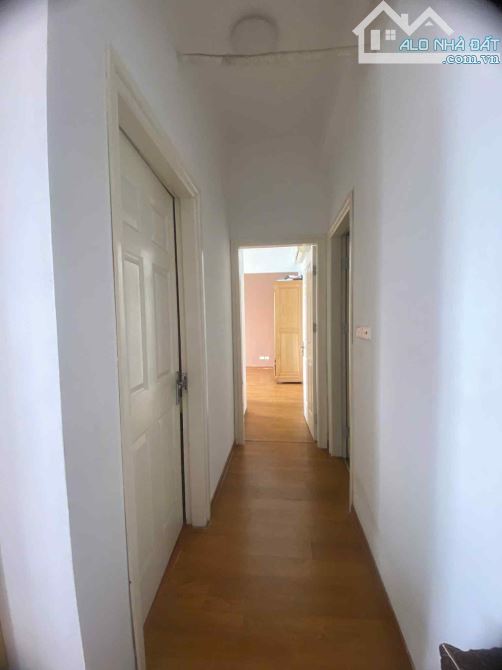 Bán chung cư cán bộ viện 103-  82m2 chỉ tầm 5 tỷ- tầng trung thoáng- ở ngay- nhà đẹp- - 2